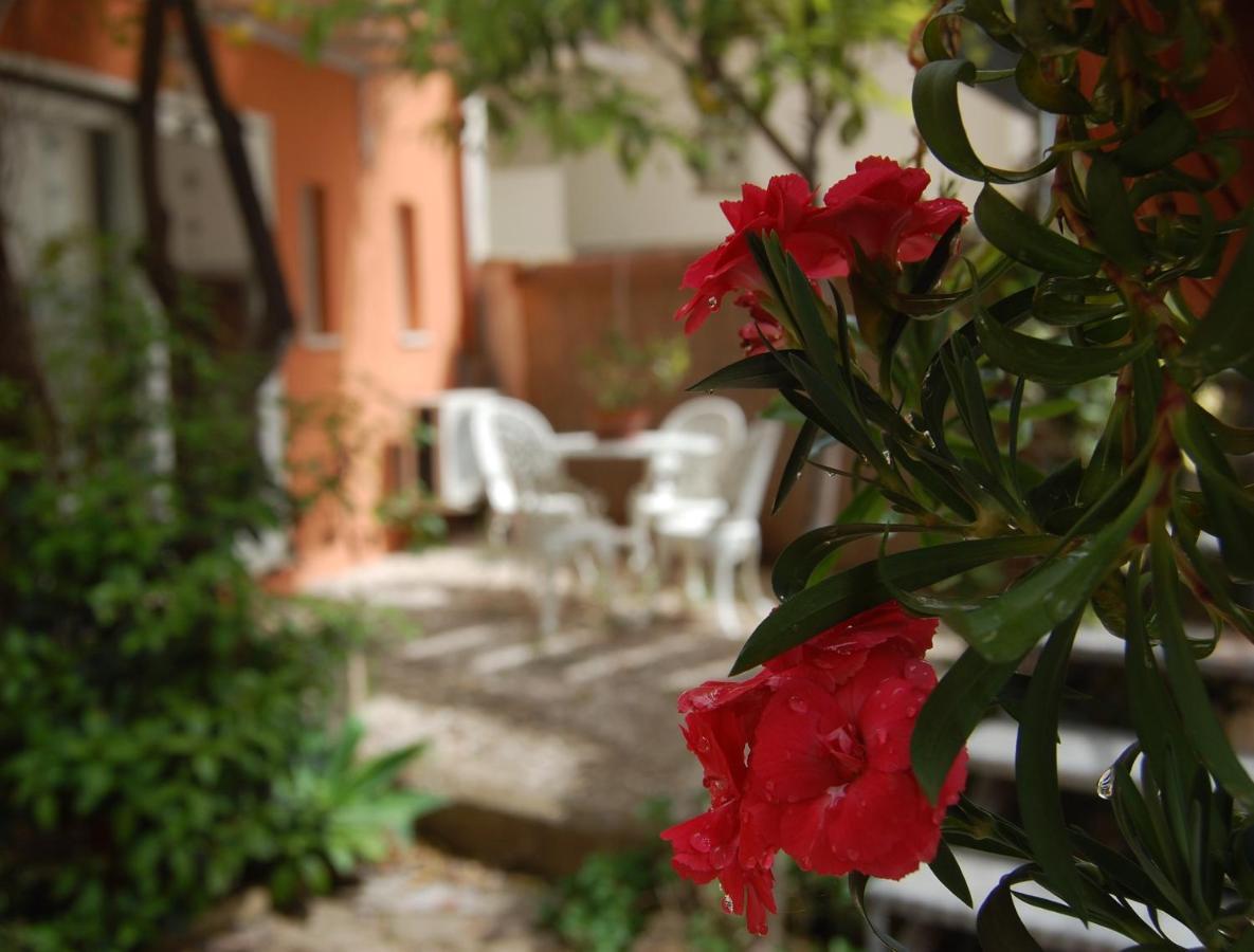 Hotel Casa Satta 1925 Olbia Exterior foto
